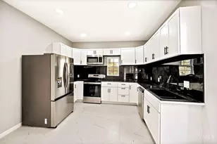 3565 Harvey Ave, Cincinnati, OH 45229 - Photo 16