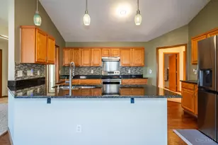 1501 Rockleigh Rd, Washington Twp, OH 45458 - Photo 8