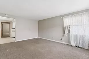 3911 E Gatewood Ln, Silverton, OH 45236 - Photo 6