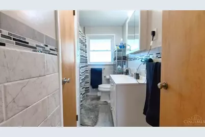 558 Marjorie Lane, Union Township, OH 45244 - Photo 18
