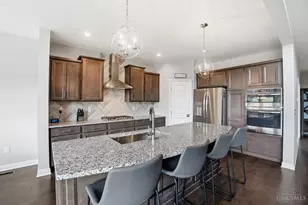 2759 Buckridge Dr, Cincinnati, OH 45233 - Photo 10