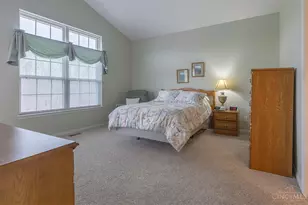 9601 Pebble View Dr, Colerain Township, OH 45252 - Photo 28