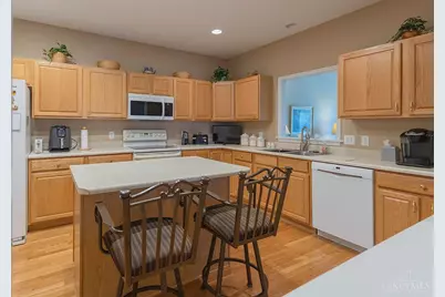 9601 Pebble View Drive, Colerain Township, OH 45252 - Photo 10