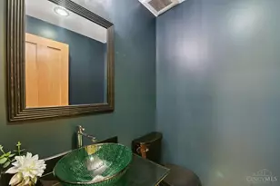 428 Oregon St, Cincinnati, OH 45202 - Photo 18