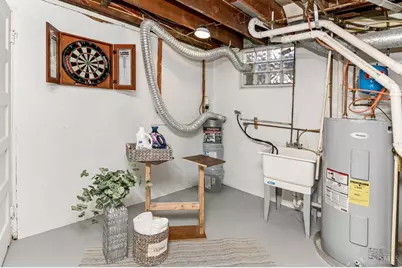 2560 Ridgeland Place, Cincinnati, OH 45212 - Photo 40