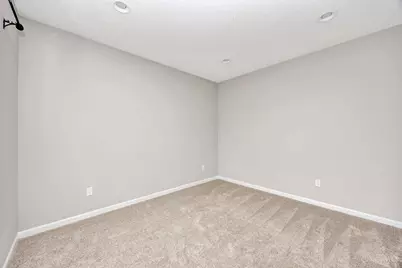 3114 Elliott Manor Dr, Deerfield Township, OH 45040 - Photo 6