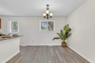 1486 Meadowbright Ln, Cincinnati, OH 45230 - Photo 12