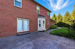 2 Clarke Ct, Glendale, OH 45246 - Photo 44