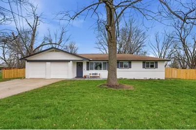 588 Berdale Lane, Union Township, OH 45244 - Photo 2