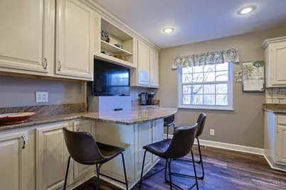 946 McKelvey Road, Springfield Township, OH 45231 - Photo 18