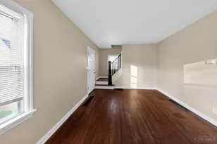1735 Ashbrook Dr, Cincinnati, OH 45238 - Photo 12