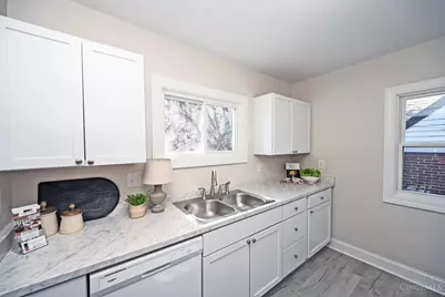 2436 Bremont Avenue, Cincinnati, OH 45237 - Photo 12