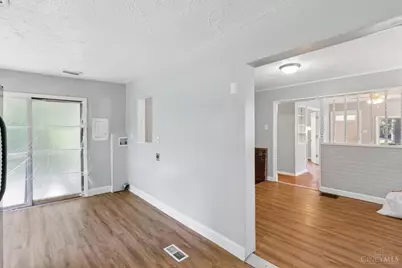 381 Carver Place, Hamilton, OH 45011 - Photo 6
