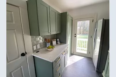 2217 Crane Avenue, Cincinnati, OH 45207 - Photo 2