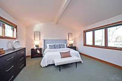 9485 Wynnecrest Drive, Blue Ash, OH 45242 - Photo 12