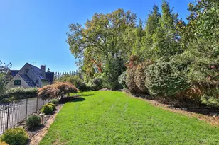 1121 Edwards Rd, Cincinnati, OH 45208 - Photo 8