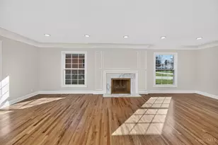 9458 Leebrook Dr, Springfield Township, OH 45231 - Photo 22