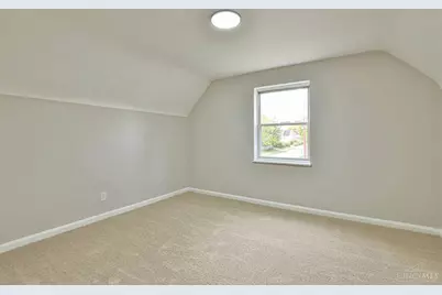 6402 Mayflower Avenue, Golf Manor, OH 45237 - Photo 18