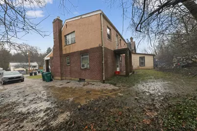 4669 Kirby Avenue, Cincinnati, OH 45223 - Photo 4