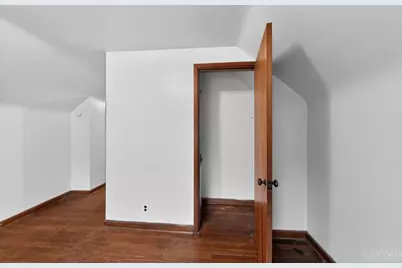 4669 Kirby Avenue, Cincinnati, OH 45223 - Photo 26
