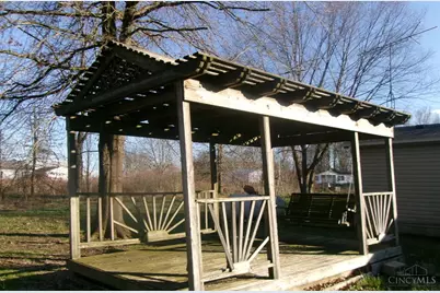 104 Country Way Lane, Franklin Township, OH 45106 - Photo 4