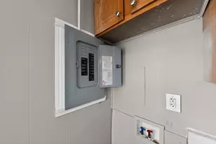 2626 Ontario St, Colerain Township, OH 45231 - Photo 30