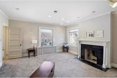 2406 Auburn Avenue, Cincinnati, OH 45219 - Photo 6