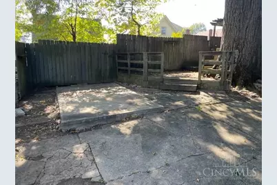 5005 Western Hills Avenue, Cincinnati, OH 45238 - Photo 12