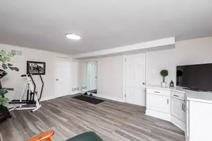 3561 Bayard Dr, Cincinnati, OH 45208 - Photo 46