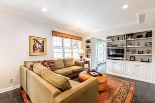 3561 Bayard Dr, Cincinnati, OH 45208 - Photo 18