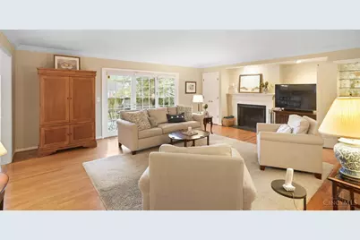 1318 Hayward Court, Cincinnati, OH 45208 - Photo 12