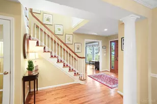 1318 Hayward Ct, Cincinnati, OH 45208 - Photo 8