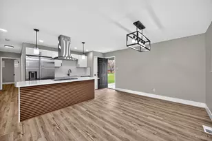 2351 Mercury Ave, Springfield Township, OH 45231 - Photo 14