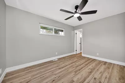 2351 Mercury Avenue, Springfield Township, OH 45231 - Photo 30