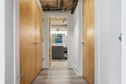 353 W Fourth Street #409, Cincinnati, OH 45202 - Photo 32