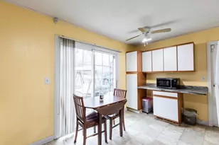 2317 Magdalena Dr, Springfield Township, OH 45231 - Photo 12