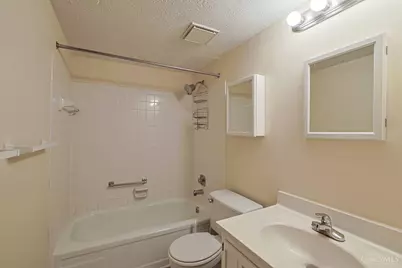 10876 Ponds Lane, Sycamore Township, OH 45242 - Photo 12