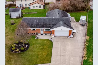 1033 Burchcliff Circle, West Carrollton, OH 45449 - Photo 2