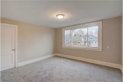 1217 Groesbeck Road, Cincinnati, OH 45224 - Photo 16