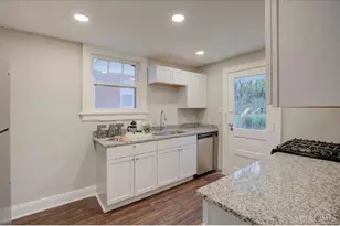 1217 Groesbeck Rd, Cincinnati, OH 45224 - Photo 12