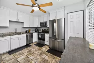 11133 Jardin Pl, Blue Ash, OH 45241 - Photo 16