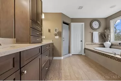 10741 Hampton Glen Lane, Hamilton Township, OH 45140 - Photo 32