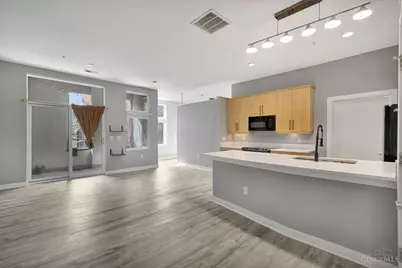 1150 Vine Street #24, Cincinnati, OH 45202 - Photo 6