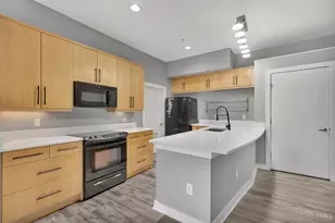 1150 Vine St, Cincinnati, OH 45202 - Photo 8