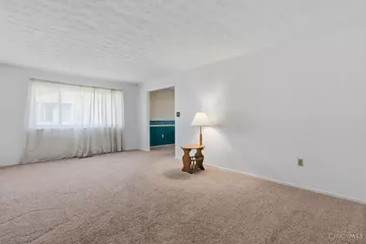 408 Mayfair Drive, Wilmington, OH 45177 - Photo 8