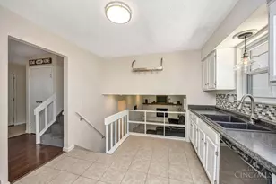 6655 Tulip Ln, Liberty Township, OH 45044 - Photo 12