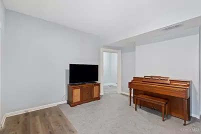 106 Township Avenue, Elmwood Place, OH 45216 - Photo 6