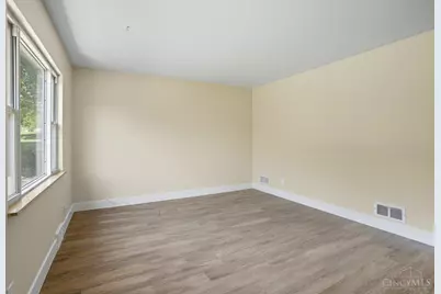 10060 Ronnie Road, Woodlawn, OH 45215 - Photo 6