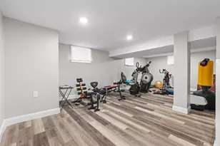 8881 Ebro Ct, Springfield Township, OH 45231 - Photo 24