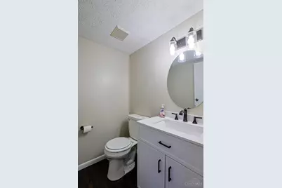 18 Oakwood Court, Springdale, OH 45246 - Photo 22